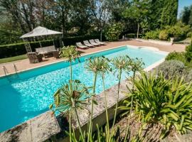 Villa Giulia, a splendid farmhouse in the Marche region，位于Appignano的酒店