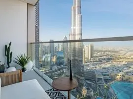Burj and Fountain Best view by Bella Elite Homes
