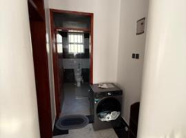 MEEL Apartment，位于Kira的酒店