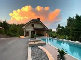 Vila Tin & Koča Tin