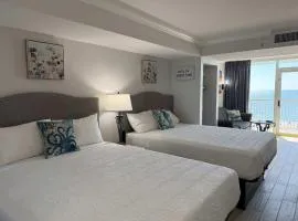 Ocean front one bedroom with an amazing view 404