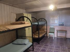 Dorm teriang，位于立咯海滩的酒店
