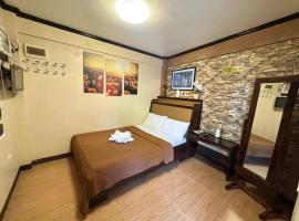 Nazarene Apartelle -R1，位于Mambago-B的酒店