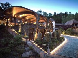 LA CHENEAUDIÈRE - Hôtel Spa - Relais & Châteaux - Restaurant étoilé，位于科尔鲁瓦拉罗克的酒店