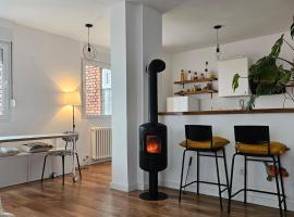 TESLA Creative Space，位于Odžaci的酒店