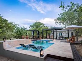 The Baobab Bush Lodge and Villa