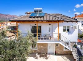 INA Apartments，位于利迈纳里亚的自助式住宿