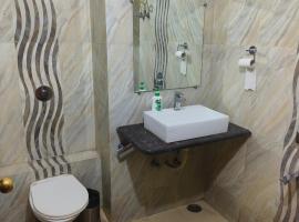 Hotel The Siwan International，位于Siwān的酒店