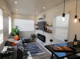 Rooftop Deck, Fire Pit & Pool Near Wine Trails