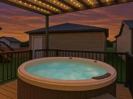 NEW-Luxury Retreat-Hot Tub-King Bed-AC-EV Charger