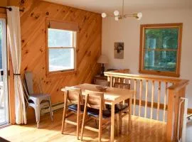 Bellwood Cottage 8-14min to all Roxbury Wed Venues