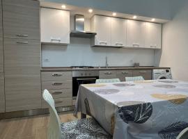 Appartamento Loren，位于圣贝内代托-德尔特龙托的酒店