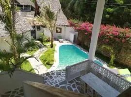 Family Villa with Private Pool in Watamu, 130 m²