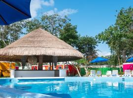 Club Cenotes Tulum，位于Balcheil的酒店