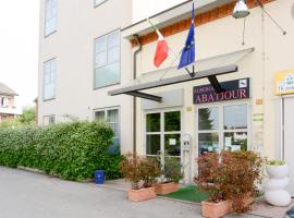 莫贝勒阿巴杜赫酒店，位于曼托瓦的酒店