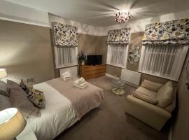 Fadó & Tide Apartments，位于法利的酒店