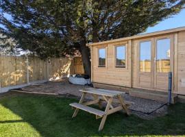 The Homestead Compact，位于Northbourne的木屋