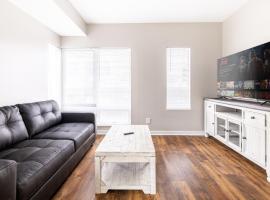 Luxury Downtown Townhome Private Garage Unit 3