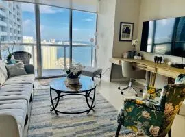 Sun&Sea IconBrickell Unit