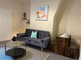 1, 2 and 3 Bed Exec Apartments