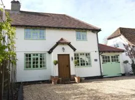 One Pelham Grove Bed & Breakfast