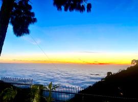 thecloudhome，位于纳汉的酒店