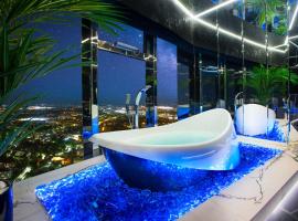 30th+ Floor Apartments in Sky Tower，位于弗罗茨瓦夫的酒店