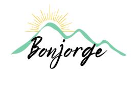 Bonjorge Siquijor Hostel- Bagsa Branch，位于拉雷纳的酒店