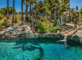 Private Heated Pool, Hottub, Outdoor Kitchen, Mini Golf in Oceanside，位于奥欣赛德的酒店