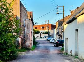 Maison dans petit village du Morvan，位于Vieux-Château的酒店