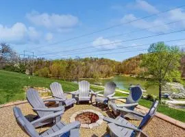 3 BR Home with Dock, Lake Views and Outdoor Spa