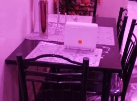 Deluxe，位于济金绍尔的酒店