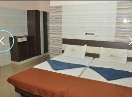Hotel mim Grand，位于库姆巴科纳姆的酒店