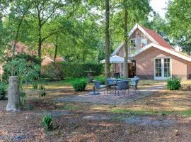 Three-Bedroom Holiday Home In Hoge Hexel