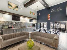Wingate by Wyndham Humble/Houston Intercontinental Airport，位于亨博尔的酒店