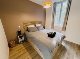 Le Cocon du Parc - Charmant T2 neuf au calme，位于沙泰勒吉永的酒店