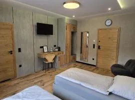 KaMi Self check-in 24 h