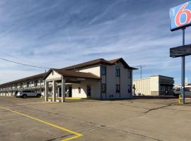 Motel 6-Dyersburg, TN，位于戴尔斯堡的酒店