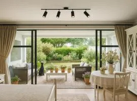 Atelier de Hobson Luxury guest suite