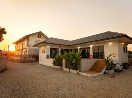 Homey Time Pool Villa ChiangKhan พูลวิลล่า เชียงคาน，位于Ban Nong Chaeng的酒店