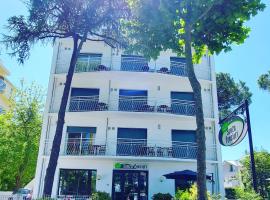 B&B Riccione SENZA PENSIERI，位于里乔内的酒店