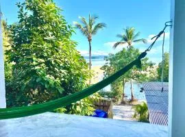 Cozy Seaview Beach Studio