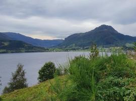 Sandeidfjorden overnatting，位于Sandeid的酒店