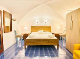 Acqua Marina，位于加埃塔的酒店