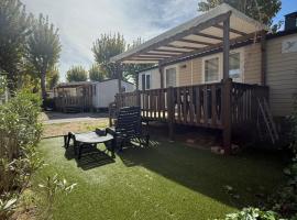 Mobil Home SIBLU VALRAS PLAGE，位于塞里尼昂的露营地