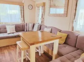 Firs Holiday Home At Southview, Skegness