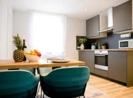bonquartier - LUXAPT#5 Gemütliches, stilvolles Apartment mit Self Check-In, voll ausgestatteter Küche, Klimaanalage & Parkplatz