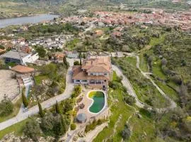 Mansión con Jacuzzi a 40 grados, gran piscina y Pádel