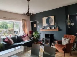 Cosy cottage near Thornhill