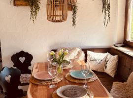 Rheingaulodge -Ihre Auszeit am Rheinsteig，位于厄斯特里希-温克尔的木屋